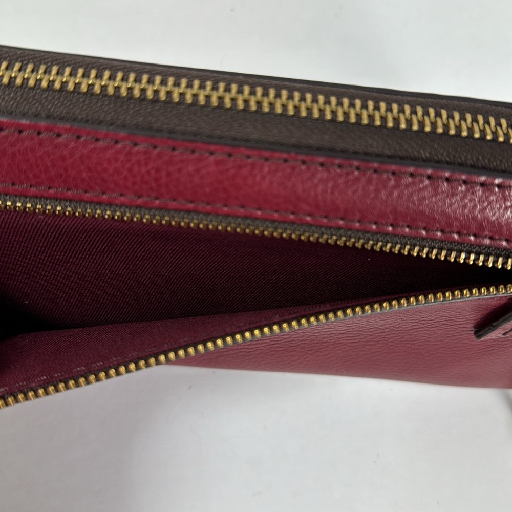 Fossil Leather Wallet - Picture 6 of 12